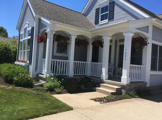 17892 Woodcreek Ln, Spring Lake, MI 49456