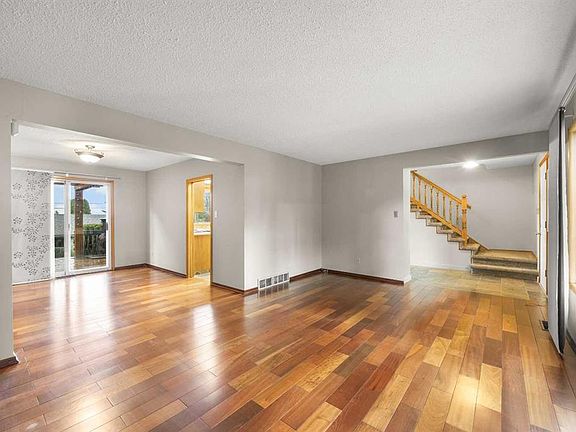 4th image of 4804 W Nordegg Cres NW