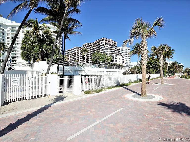 5161 Collins Ave #806 — Photo 39