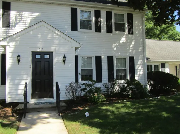 57 Fairfield Ln #C, Monroe Township, NJ 08831