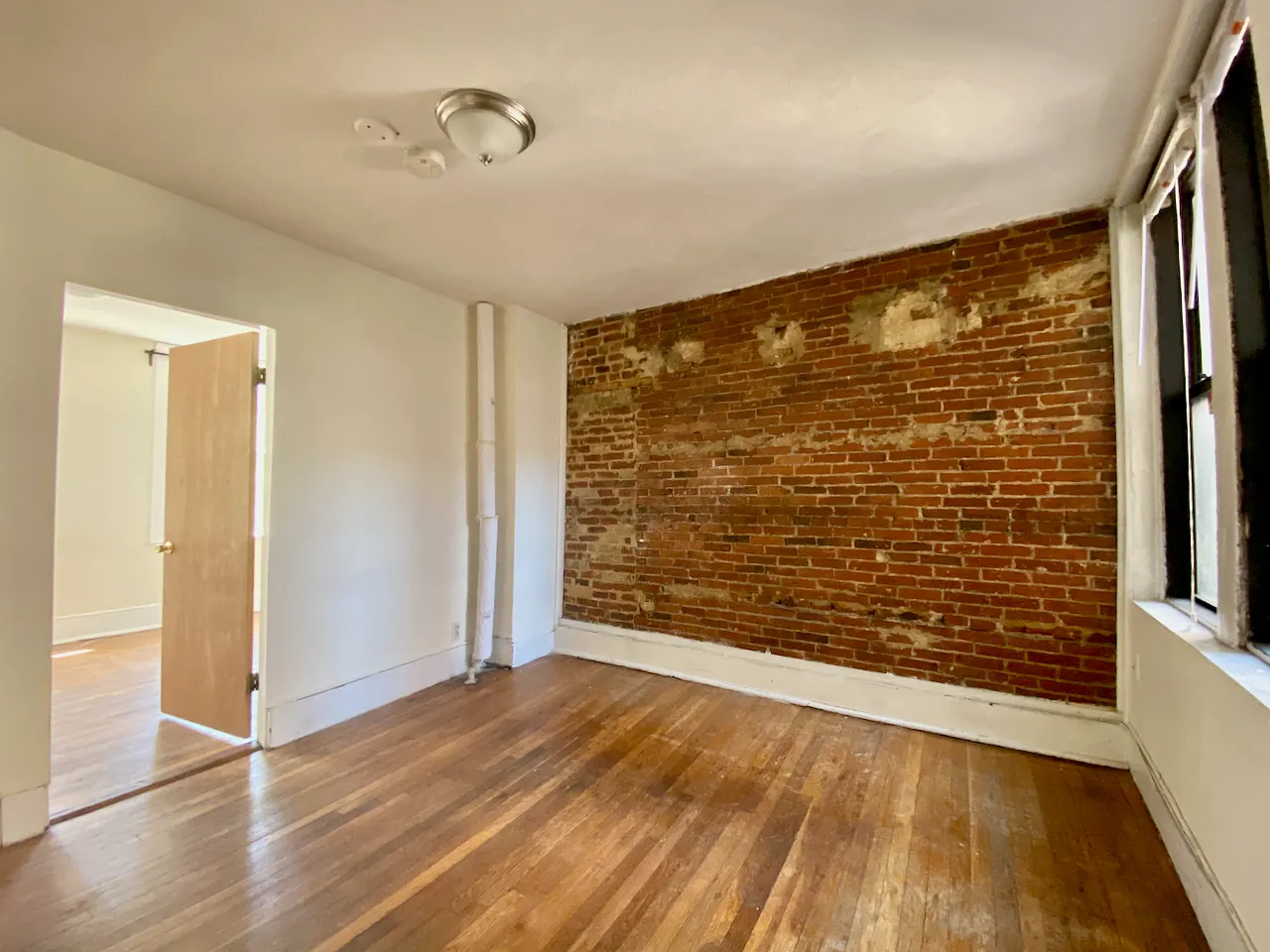 7 Myrtle St — Photo 3