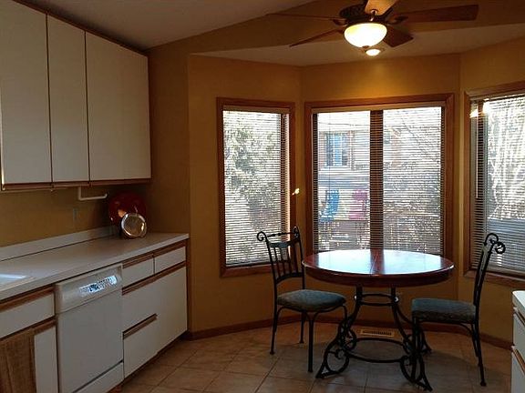 Eat In Kitchen