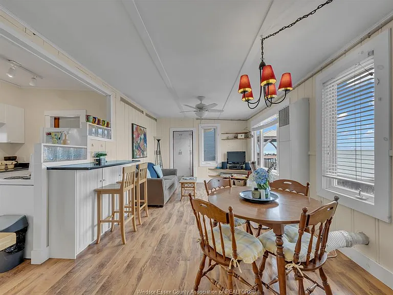 1006 Point Pelee Dr — Photo 11