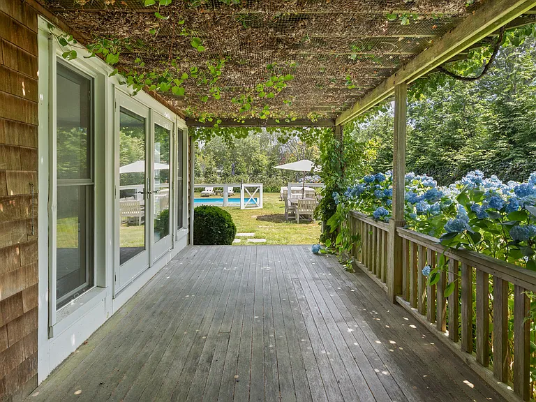 141 Harvest Ln — Photo 47