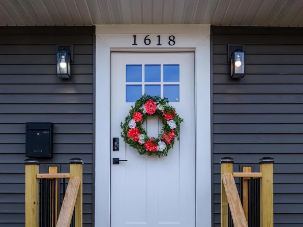 1618 Grand AVENUE, Racine, WI 53403