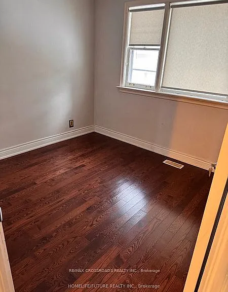 6 Nero Ct S #MAIN LEVEL — Photo 9