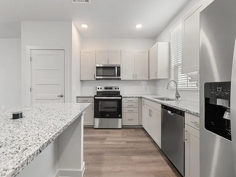 C1 Kitchen C1 Kitchen