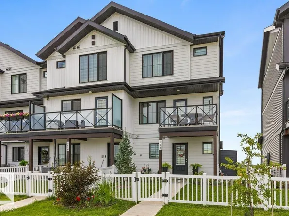 24 Jensen Gate, Saint Albert, AB T8N 7Y5