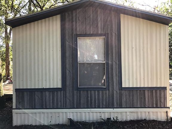 3rd image of 515 Waterman Ave SE