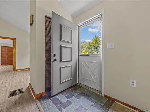 28 Saginaw Trail #28, Guilford, CT 06437