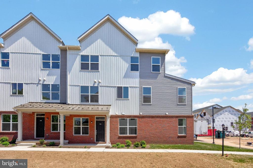 1883 Arbor Place Dr #86B, Norristown, PA - View 3
