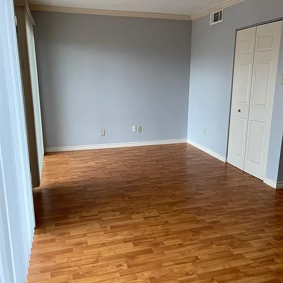 2820 S Bartell Dr #24 — Photo 3