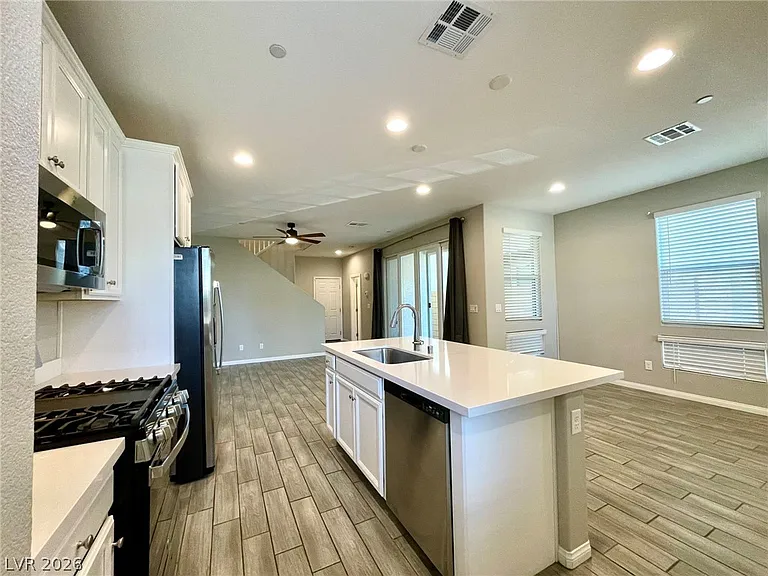 702 Cottonwood Hill Pl — Photo 6