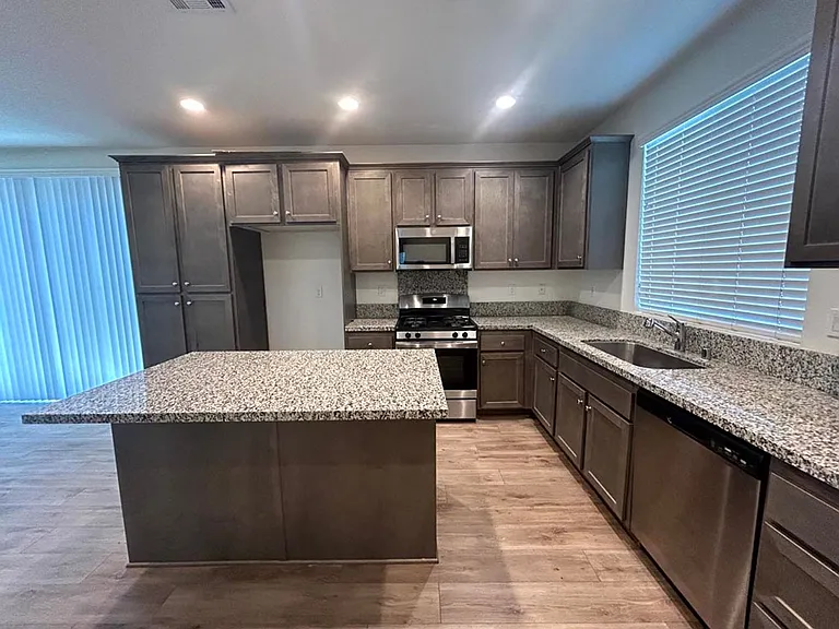 295 Fuerte Dr — Photo 2