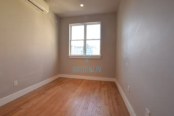 Rented by null | media 42