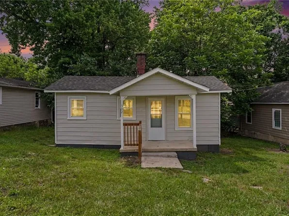 532 Cranbrook St, Greensboro, NC 27407