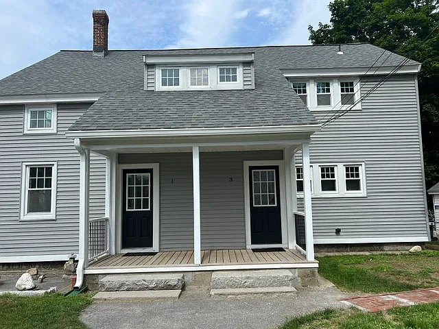 1 Oak St — Photo 1