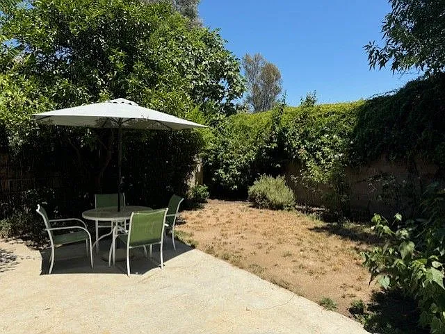 6828 Ponce Ave — Photo 31