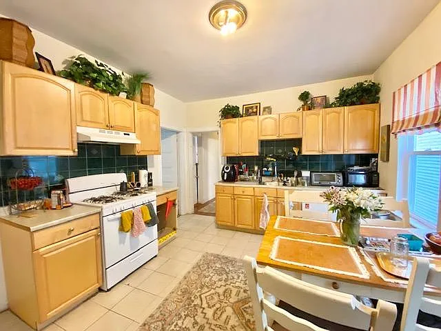 34 Darling St #2