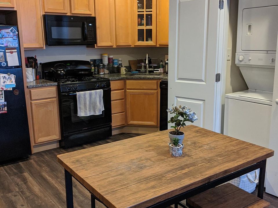 1st image of 2779 W Henry Ct #1