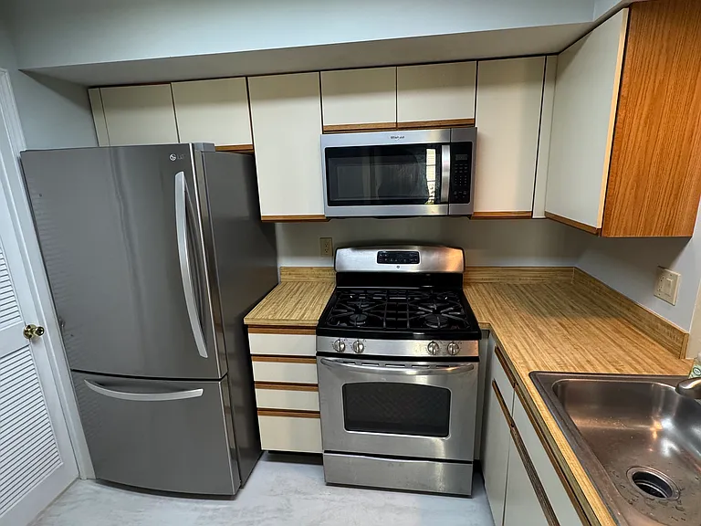 311 Society Pl — Photo 15