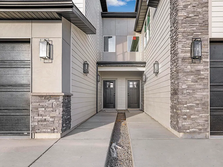 632 Cheri Ct — Photo 2