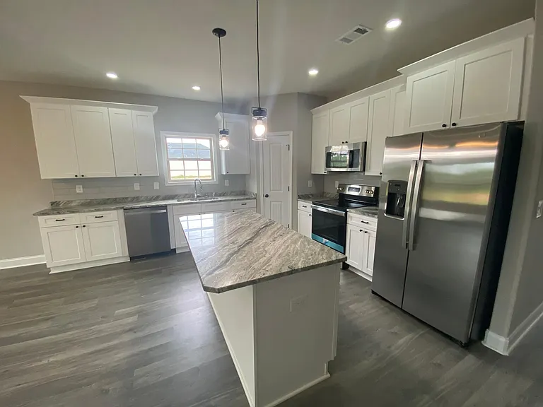 223 Beau Claire Cir — Photo 6