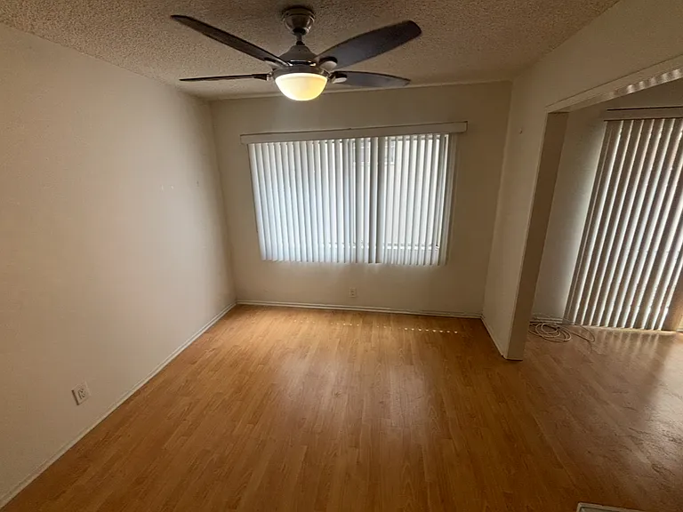 1210 N Flores St #15 — Photo 5
