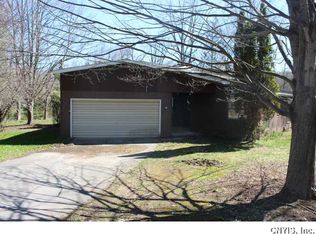19 Pineview Ln, Hannibal, NY 13074
