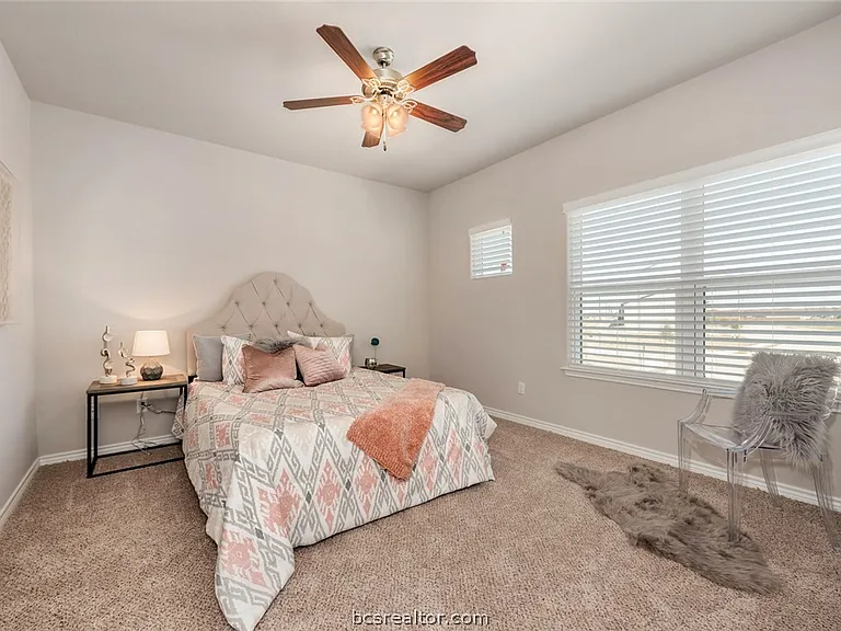 562 Momma Bear Dr — Photo 14