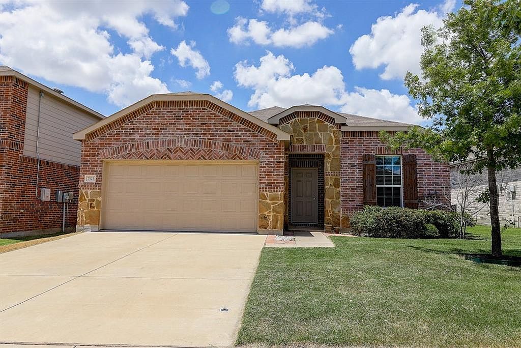 7525 Charbray Rd, Fort Worth, TX 76131 | Zillow