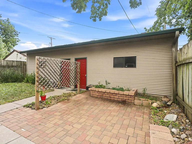 2535 Aldrich Avenue South - 1 — Photo 17