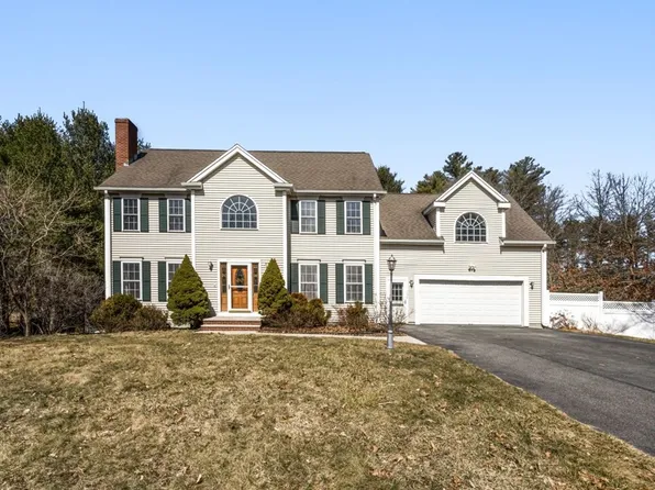 1538 Plymouth St, Bridgewater, MA 02324