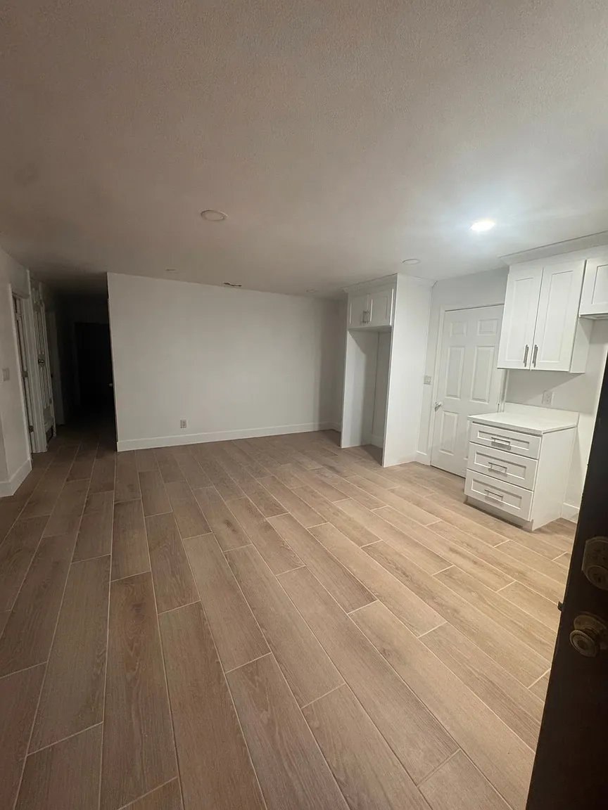607 Libby Ln — Photo 2
