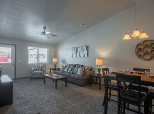 100 S Augusta Pl, Brandon, SD 57005