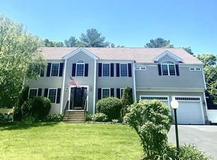 135 Powhattan Dr, Taunton, MA 02780