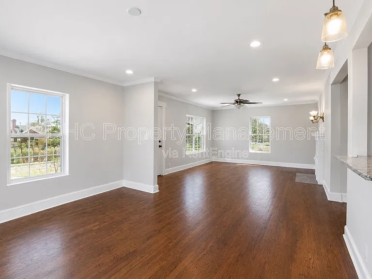 752 McDonough Blvd SE — Photo 4
