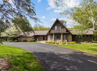 41 Meadowbrook Ct, Appleton, WI 54914