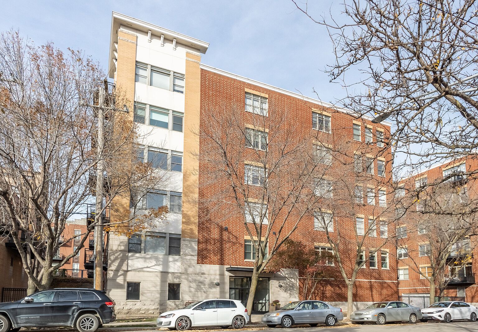 2330 W Saint Paul Ave APT 302, Chicago, IL 60647 Zillow