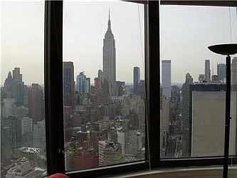 Rented by R New York