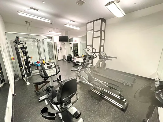 Rented by Queens Apartments Realty LLC | media 12