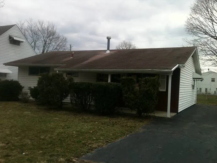 4065 Powell Ave photo 1