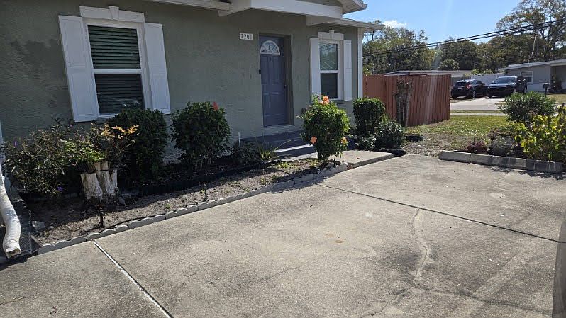 private parking and entryway