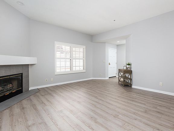 3rd image of 518 N Stoneman Ave