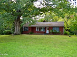 22 Hilltop Pl, Norris, TN 37828