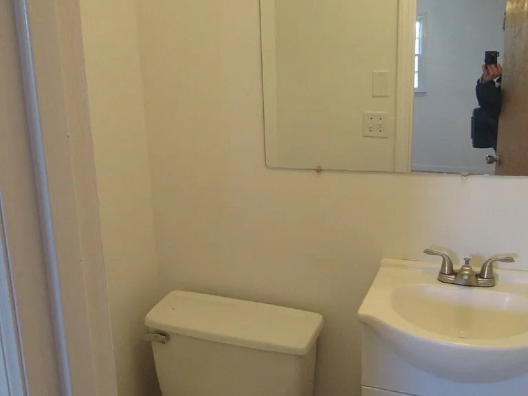 1330 Davis Rd — Photo 14