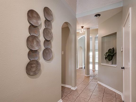 3rd image of 14626 Palos Park Dr