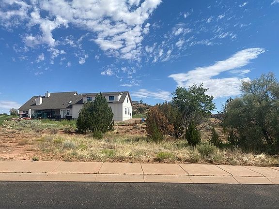 4th image of 1862 W Prairie Rd
