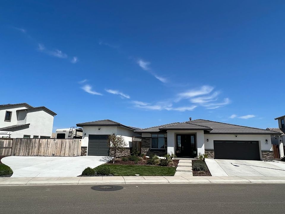1st image of 1870 Galleria Dr
