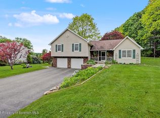 308 Bear Brook Acres Dr, Moscow, PA 18444